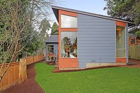 Northwest wood design offers highly unique exquisitely crafted one of a kind custom furniture pieces from organic salveged reclaimed trees from the pacific northwest. Homes With Big Window Archives Seattle Staged To Sell Real Estate Home Staging Seattle Wa