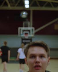 På Fryshuset Gymnasium kombinerar du ditt program med din passion.  Naturvetenskap och basket? Samhällskunskap och speldesign? Testa olika  kombinationer på vår webbsida., Nyfiken? Välkommen på Öppet ...