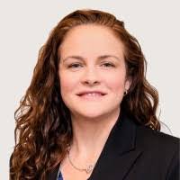 Kerry Roach's Instagram, Twitter & Facebook