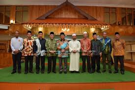 Последние твиты от majlis agama islam wilayah persekutuan (@maiwphq). Lawatan Menteri Undang Undang Dan Hal Ehwal Anak Negeri Sabah Bersama Ahli Majlis Tertinggi Majlis Ugama Islam Sabah Muis Flickr