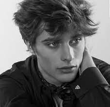 He is best known for the role of eliott demaury in the tv series skam france, an adaptatio. Maxence Danet Fauvel Videos Facebook