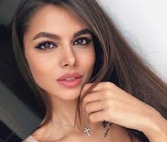 The former holostyak (bachelor) contestant got a rose from egor kreed in 2017 & thus dated him for a while. Viki Odintcova Height Age Biography Boyfriend Family Affairs More