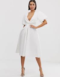 Scopri la selezione di vestiti da sposa su asos. Asos Design Vestito Da Cerimonia Midi Con Incrocio E Maniche A Sbuffo Asos