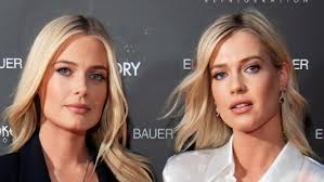 Getting Ready with Lady Amelia and Lady Eliza Spencer