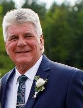 Robert Clancy's Instagram, Twitter & Facebook