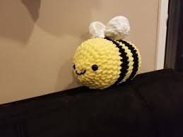 Please register your committee changes via our committee updates form My Crochet Bumble Bee I Got The Idea From Tik Tok And Loosely Followed The Pattern From Https Www Hookedbyrobin Com Blog 2019 03 Amigurumi Bumblebee Free Crochet Html But Instead Of An Amigurumi Size I Used Bernat Blanket Yarn R Crochet