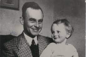 Witold pilecki was honored with four awards: Tylko U Nas M Kupiszewska Rotmistrz Witold Pilecki Przeszedl Droge Krzyzowa Mimo Bestialstwa Mimo Terroru Nie Skarzy Sie A Daje Sily Innym Do Przezycia Kolejnego Dnia Radiomaryja Pl