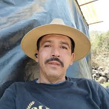 Con más de 100 mdp, el malecón de la laguna de #Zapotlán el Grande y la  escuela de remo y canotaje que estamos reconstruyendo ahí mismo están  quedando de lujo para que