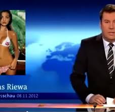 Falschung Jens Riewa In Der Bikini Falle Bilder Fotos Welt