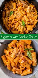 Rigatoni In Vodka Sauce Recipe From Recipegirl Com Rigatoni Vodka Sauce Recipe Recipegirl In 2020 Vodka Sauce Rigatoni Italian Pasta Dishes