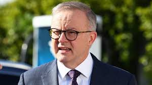 Anthony Albanese defends Voice wording, dismisses High Court concerns