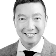 THE UNIVERSITY OF NOTRE DAME