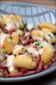 Gnocchis A Poeler Et Sauce Saint Nectaire Et Bacon Https Happypapilles Fr Gnocchis Poeler Sauce Saint Nectaire Gnocchis Recettes De Cuisine Recette Gnocchi