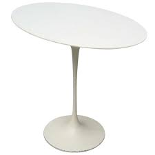 Eero Saarinen Tulip Side Table For Knoll Saarinen Tulip Side Table Eero Saarinen Tulip Table