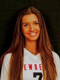 Emily Davanzo's Instagram, Twitter & Facebook