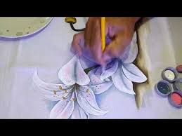 Esse tutorial de pintura foi feito utilizando tintas a óleo. Roberto Ferreira Novo Projeto Aprenda A Pintar Lirio Youtube Videos De Pintura Manteles Pintados En Tela Pintura En Tela