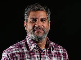 Bernardo Benavides's Instagram, Twitter & Facebook