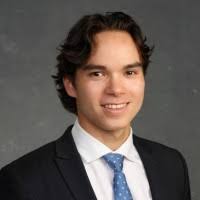 600+ profilů „Peever“