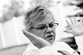 Barbara Poche's Instagram, Twitter & Facebook