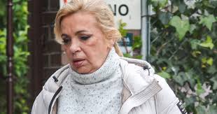 La difícil vida de Carmen Borrego: Desde sus problemas de salud, pasando  por los batacazos económicos y la encarnizada lucha por sus hijos