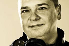 Známy dídžej prehovoril o svojom chlebíčku: Neveselá…