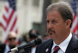 Memorial to Vietnam War Soldiers Unveiled