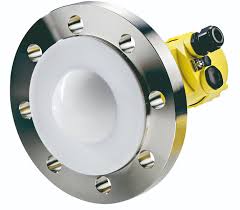 The radar level sensor determines the pulse time of flight and converts this into level height or distance. Vegapuls 64 80 Ghz Radar Level Sensor Proves Its Prowess In The Lng Lpg Process Chain Blog Vega