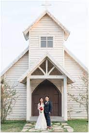 Little White Chapel Wedding Venue Near Austin Texas Twisted Ranch Fall Wedding Little White Chapel Winter Wedding Ceremonies Texas Weddings