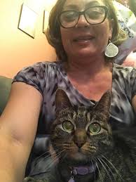 Noone claiming this little beauty , I've got close to him/she today and  buzzing I'm gaining the trust . Such a shame it's not claimed or nobody  knows it. It's got bright