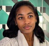 Monique Mares (moniquemares2001)