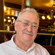 Discover Petrus, an elegant wine with a complex and powerful nose, a  taffeta texture and floral returns