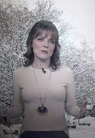 Louise lear (born as tracy louise barden in 1967) is a british television journalist who works as a presenter for bbc weather. Louise Lear Hottest Weather Girls Lucy Weather Tv Girls