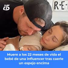 Lindsay Dewey, una creadora de contenido con más de 82 mil seguidores en  Instagram, habituaba a mostrar el día a día de su familia en su cuenta.  Todo parecía idílico hasta el