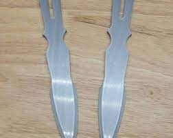 Maybe you would like to learn more about one of these? Arsenal Throwing Knives Cuchillos Cuchillos Artesanales Metal