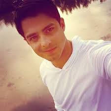 Kenny Vazquez's Instagram, Twitter & Facebook