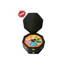 Le Precieux Coffre De Bois De Coccinelle Miraculeuse Qui Contient Toutes Les Merveilles Metal Miraculous Ladybug Toys Miraculous Ladybug Costume Wooden Chest