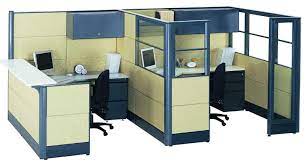 § keuntungan ruang kantor semi tertutup adalah untuk menjaga privasi kerja § kerugian ruang kantor semi tertutup adalah perubahan tempat lebih sulit dilakukan. Tata Ruang Kantor Office Layout