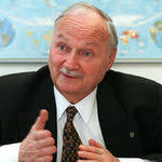 Maurice Fred Strong (1929-2015)