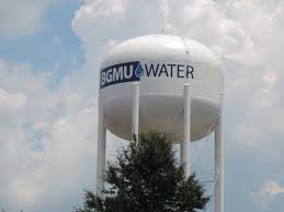 Just using gravity feed to the house and yard and good enough pressure for everything. Bg Municipal On Twitter Our Cave Mill Road Water Tower Recently Got A Facelift Fun Facts The Tower Was Originally Constructed In 1980 And Can Store Up To 1 Million Gallons