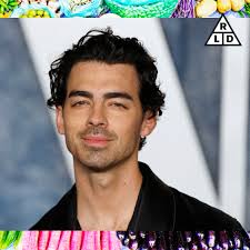 The Real-Life Diet of Joe Jonas, Who Avoids Doomscrolling by Doing HIIT  Workouts