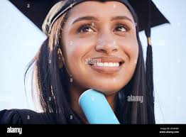 Girl graduation university hi-res stock photography and images