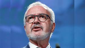 EU bank to stop funding fossil fuels in 'landmark decision'