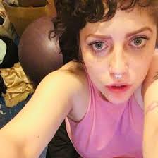 Anna Coburn (annamaecoburn)