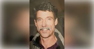 Kurt Dean's Instagram, Twitter & Facebook