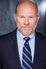 Bill Johnson's Adventure Through the Watching Glass (Curta 2018)