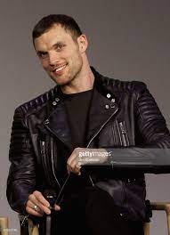 Pin On Ed Skrein
