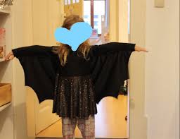 Der fasching rückt in großen schritten näher und das bunte. Wie Naht Man Ein Fledermaus Halloween Kostum Nahtipps Dresden Mutti