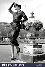 Resultado de imagen de audrey hepburn 1949