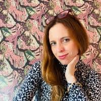 600+ "& Chester" profiles