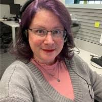 Jennifer Sayer's Instagram, Twitter & Facebook